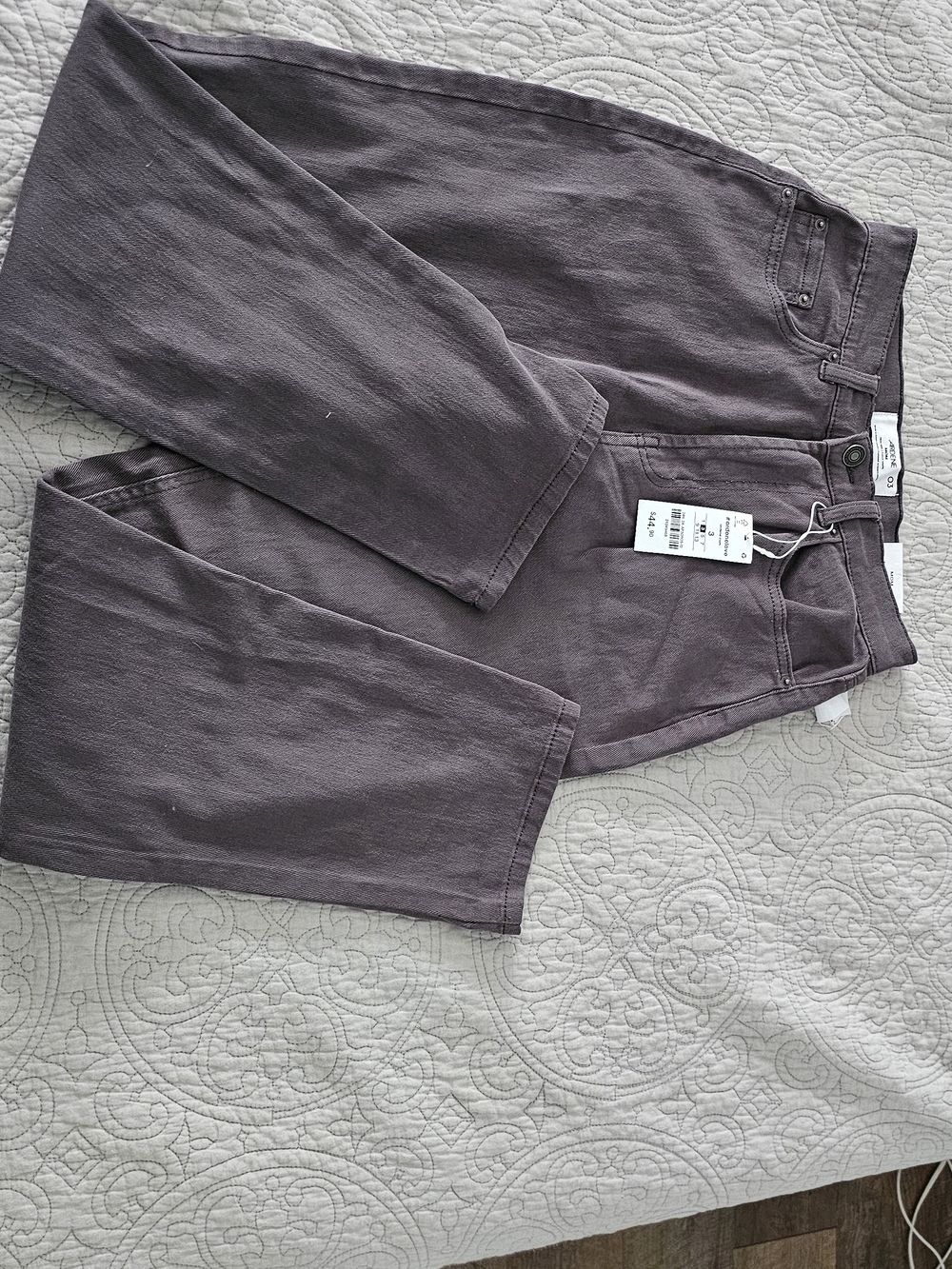Ardene Mom Straight Leg Jeans in Mauve